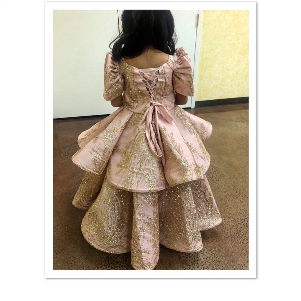 Blush and gold Girl gown for  6-8 yrs old